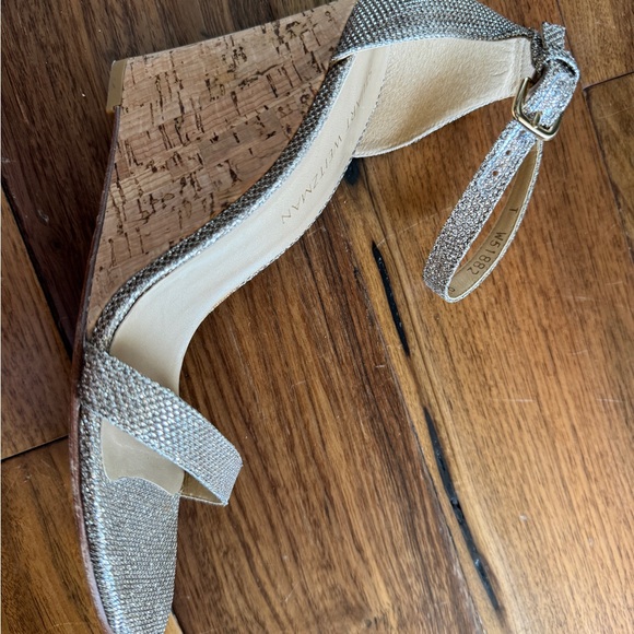 Stuart Weitzman wedge - Picture 4 of 8